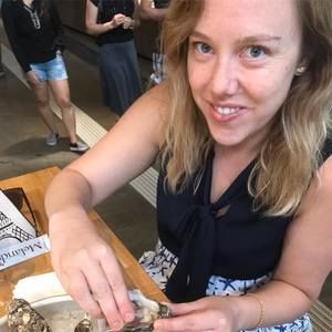 Meet your Posher, Hillary